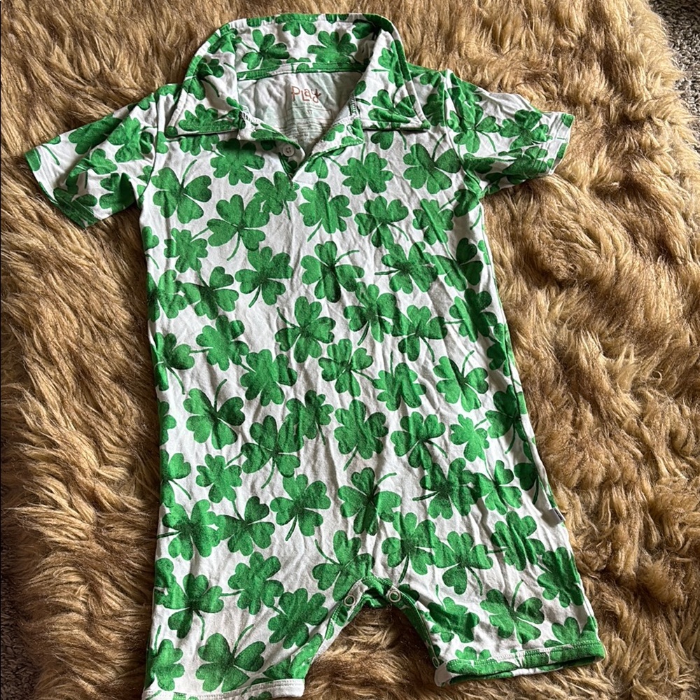 Little Sleepies clover shortie